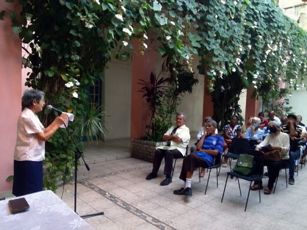 Mirtha Clavería comentó el recorrido de Orpí en el Centro Cultural